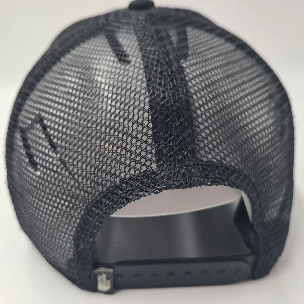 The North Face Hat Snapback Trucker Mesh Black Bear Mountain Yosemite Hike Men